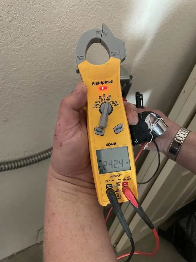 Voltage testing with clamp meter during Aluminum Wiring Replacement in Long Prairie